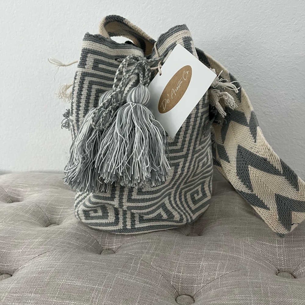 Wayuu Mochila bag - Ayuuma- handwoven bag